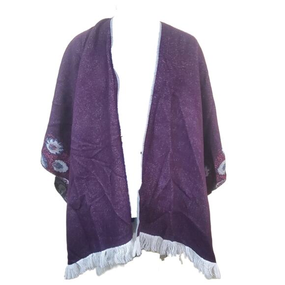 Reversible Floral Fringe trim Shawl - Picture 2 of 6